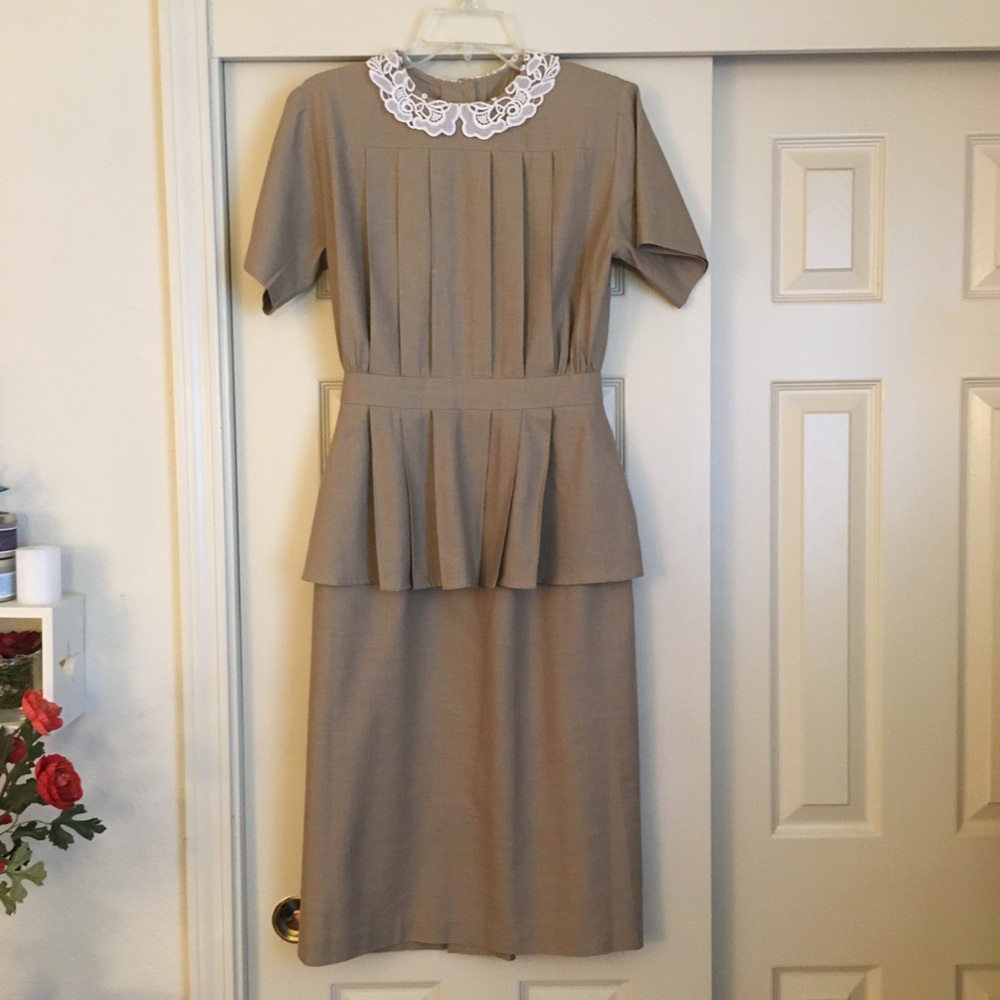 Vintage Michelle Stuart Tan Dress Size 10